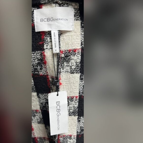 New BCBGeneration Black Red White Trench coat Size M medium - Picture 3 of 3